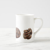 Tasse de porcelaine de Netsuke de singe (Droite)