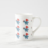 Tasse de porcelaine tendre de dragon (Droite)