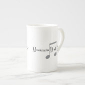 Tasse de porcelaine tendre de duo (notes) (Devant droit)