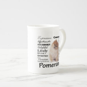 Tasse de porcelaine tendre de Pomeranian
