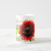 Tasse de porcelaine tendre de tournesol avec (Devant)