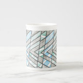 Tasse de porcelaine tendre : Motif rayé de V (Devant)