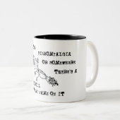 Tasse de poupée de vaudou de conscience de (Devant droit)