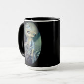 Tasse "de reine rouge et de reine blanche" (Devant gauche)