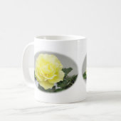 Tasse de rose jaune (Devant gauche)