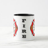 Tasse de rouge de croix maltaise (Centre)