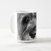 Tasse de Schnauzer (Devant gauche)