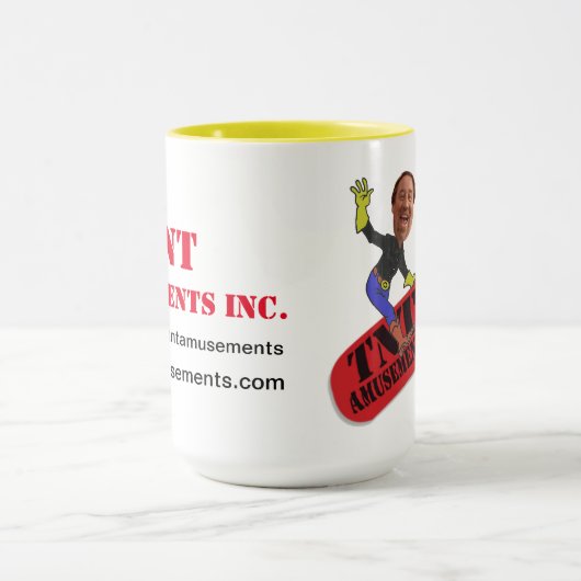 Tasse de site Web d'amusements de TNT (Centre)