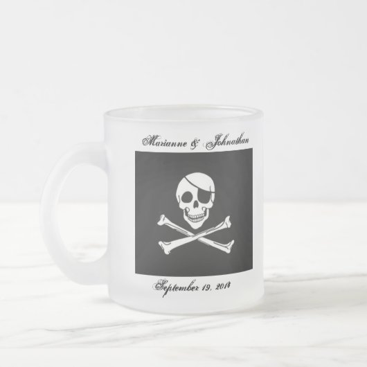 Tasse de souvenir de souvenir de mariage de pirate (Gauche)