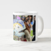 Tasse de spécialité de dragon de Guell de parc (Devant droit)