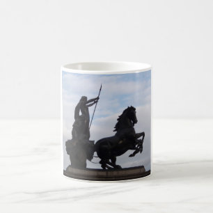 Tasse de statue de Boadicea