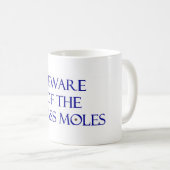 Tasse de taupes d'herbe (Devant droit)