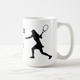 Tasse de tennis amusante avec silhouette de joueur
