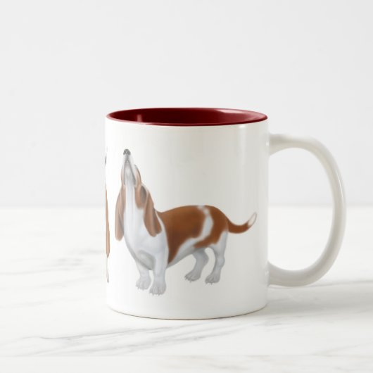 Tasse de ton des chiens de basset deux (Droit)