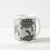 Tasse de tortue de mer de Flatback (Devant droit)