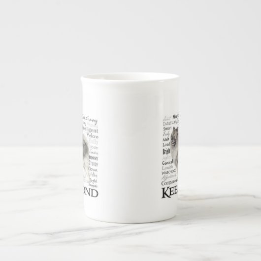 Tasse de traits de Keeshond (Devant)