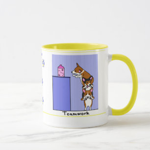 Tasse de travail d'équipe de corgi