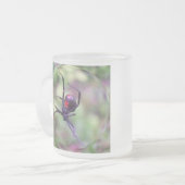 Tasse de veuve noire (Devant gauche)