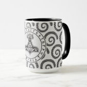Tasse de Viking de marteau de Thor (Devant droit)