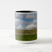 Tasse décorative avec paysage et nuages (Centre)