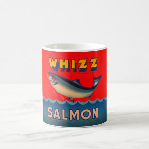 Tasse décorée avec une étiquette vintage de saumon