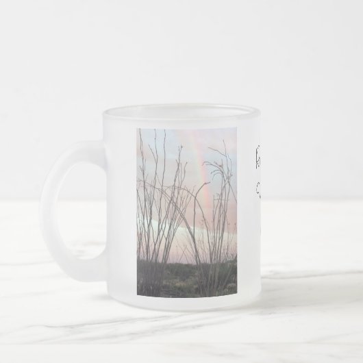 Tasse d'écriture d'arc-en-ciel avec des (Gauche)
