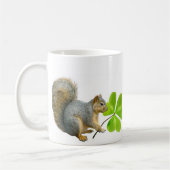 Tasse d'écureuil de shamrock (Gauche)