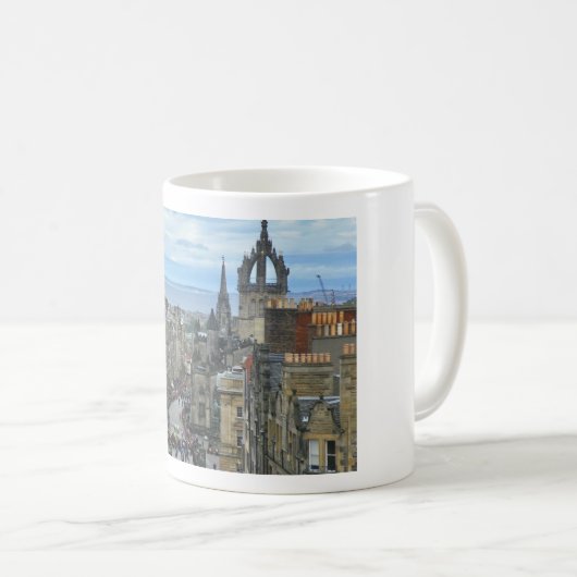 Tasse d'Edimbourg (Devant droit)
