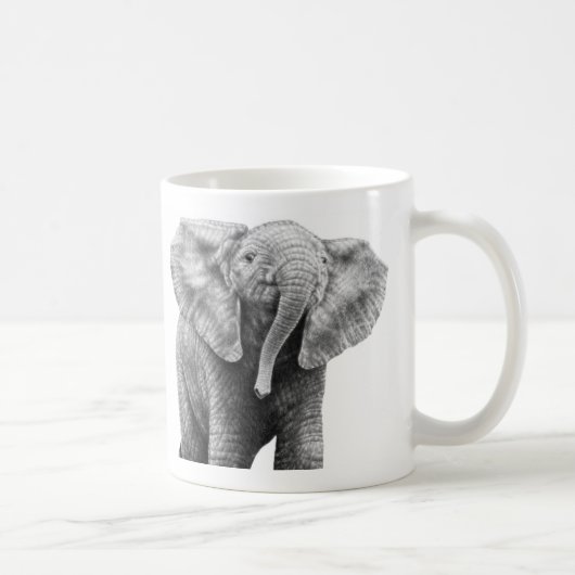 Tasse d'éléphant africain de bébé (Droite)