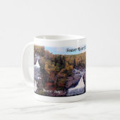 tasse des chutes de la rivière Beaver (Devant gauche)