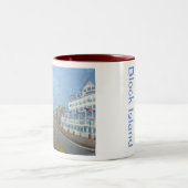 Tasse d'Île de Block entrant dans le vieux port (Centre)