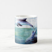 Tasse d'image de trois dauphins (Centre)