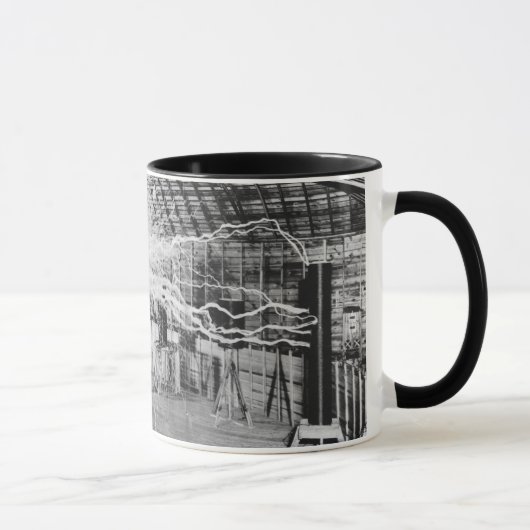 Tasse d'inventeur de foudre de Nikola Tesla (Droite)