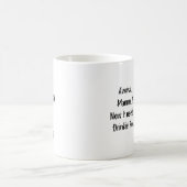 Tasse "Drinkie Poo " de la huée T Doo (Centre)