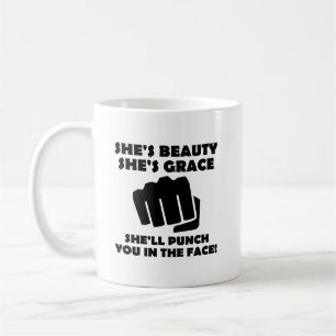 Tasse drôle de beauté grâce punch