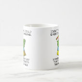 Tasse drôle de boîtes de jus poignardant (Centre)
