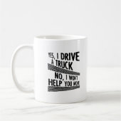 Tasse drôle de conduite d'un camion (Gauche)