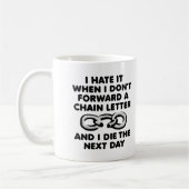 Tasse drôle de lettre en chaîne mortelle (Gauche)