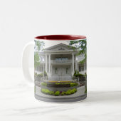 TASSE du manoir du Gouverneur - Carson City, (Devant gauche)