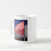 Tasse du service des urgences (Devant gauche)