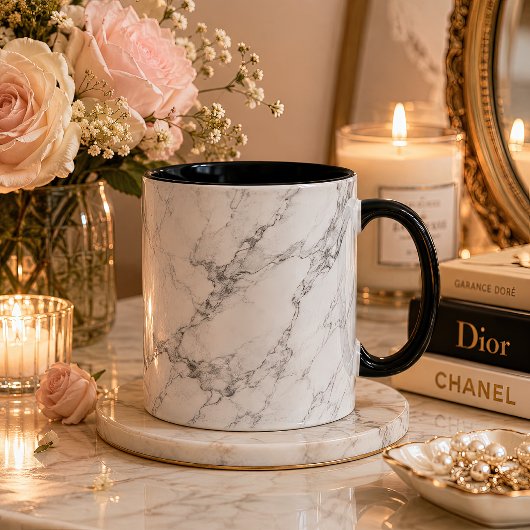 Tasse élégante à motif de marbre blanc