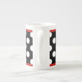 Tasse élégante de porcelaine tendre de monogramme (Dos)