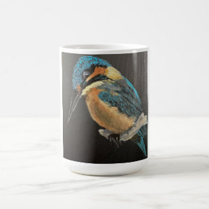 Tasse en art fin avec oiseau martin-pêcheur