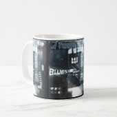 Tasse en céramique avec le décor d'art (Devant gauche)