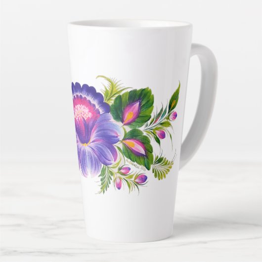 Tasse en latte au design floral ukrainien (Angle droit)
