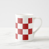 Tasse En Porcelaine à damiers rouge et blanc (Droite)