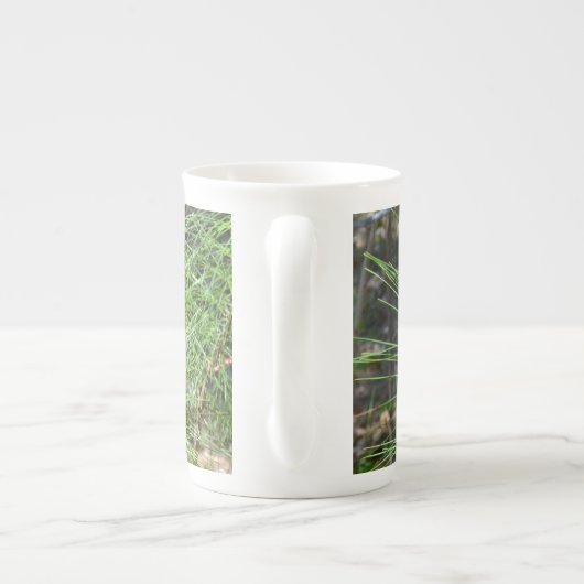 Tasse En Porcelaine Aiguilles de pin par Kenneth Yoncich (Dos)