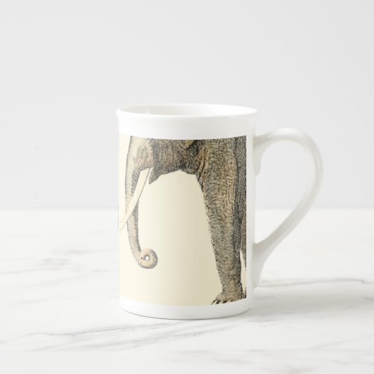 Tasse En Porcelaine Animaux agressés peints sur Arrière - plan de crèm (Droite)