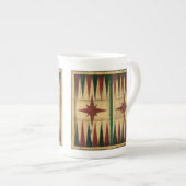 Tasse En Porcelaine Antique Backgammon Game Board par Ethan Harper (Devant droit)