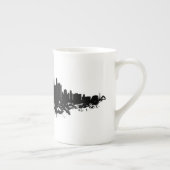 Tasse En Porcelaine Aquarelle Skyline de Chicago noir et blanc (Droite)